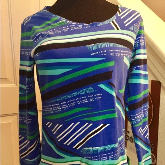 Beautiful long sleeve tie shirt - Picture 1 of 1